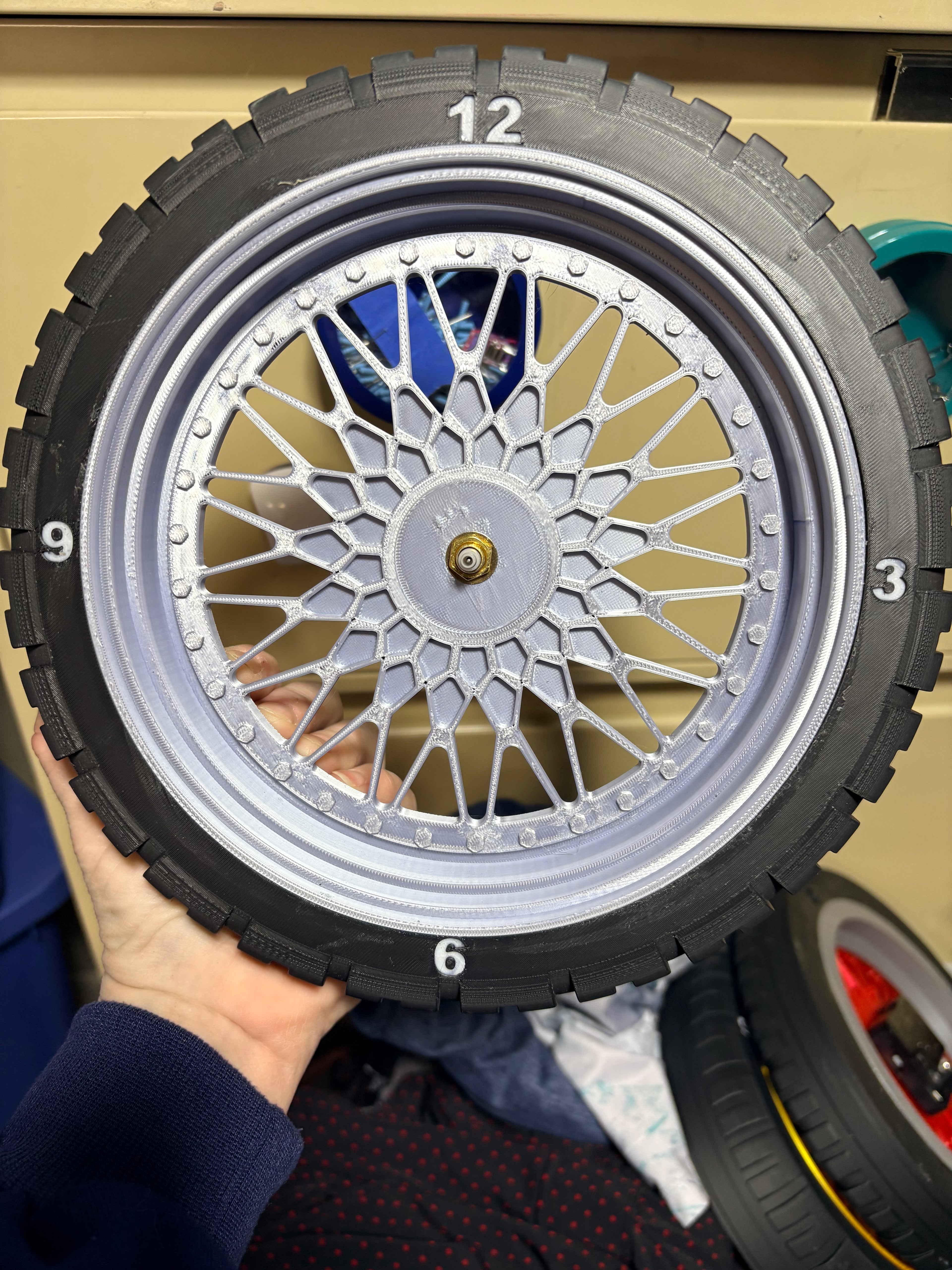 10” pre-made tire clocks